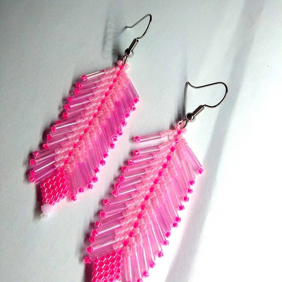 🔥SOLD🔥at Comanche PowWow🔥⭐HP 2x⭐ Feather Pink Rodeo Earrings - Picture 5 of 8
